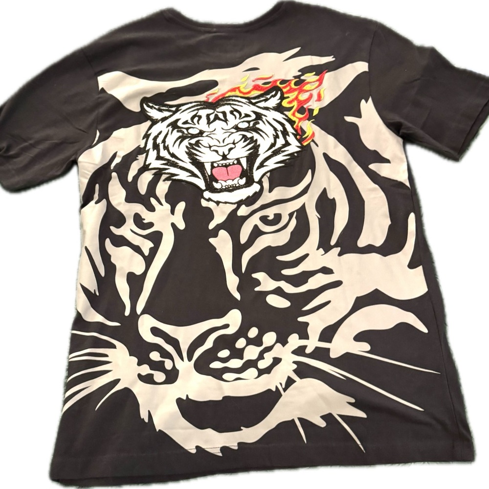 Members Only Mens NWT Vintage Lk Eye of Tiger in Flames EMBROIDERED TShirt Sz Lg